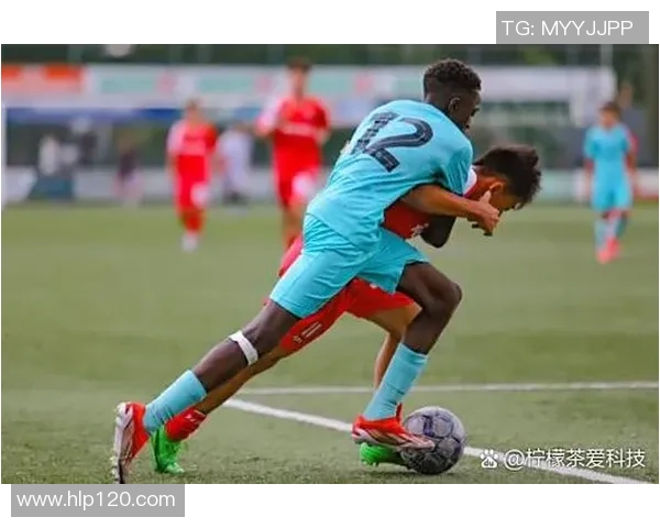 探索kei足球的魅力与技术提升之路，助力青少年成长与发展