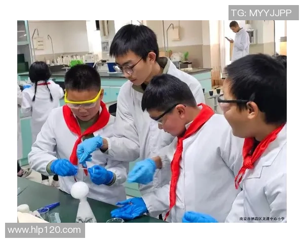 张秀英的羽毛球人生深度对话探索她的奋斗与梦想之路 张秀英的羽毛球人生深度对话探索她的奋斗与梦想之路