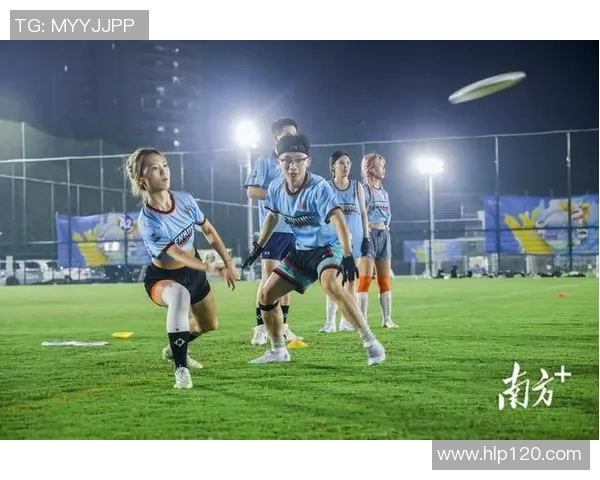 深圳飞盘队配合引发热议球迷与专家各执己见探讨战术争议