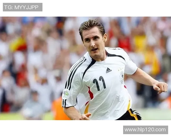 足球世界推荐:探索全球顶级联赛与球星的精彩瞬间与战术分析 足球世界推荐:探索全球顶级联赛与球星的精彩瞬间与战术分析